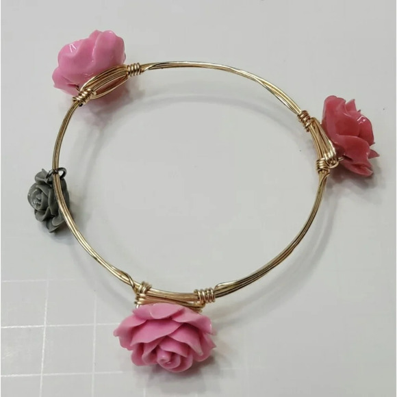 Roses Gold Toned WireWrapped Bangle - Picture 5 of 6